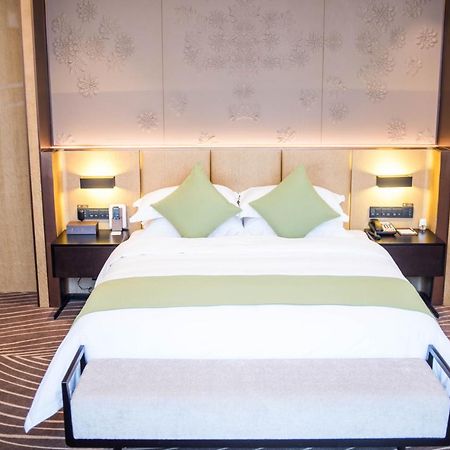 Leshan Ramada Hotel Exterior photo