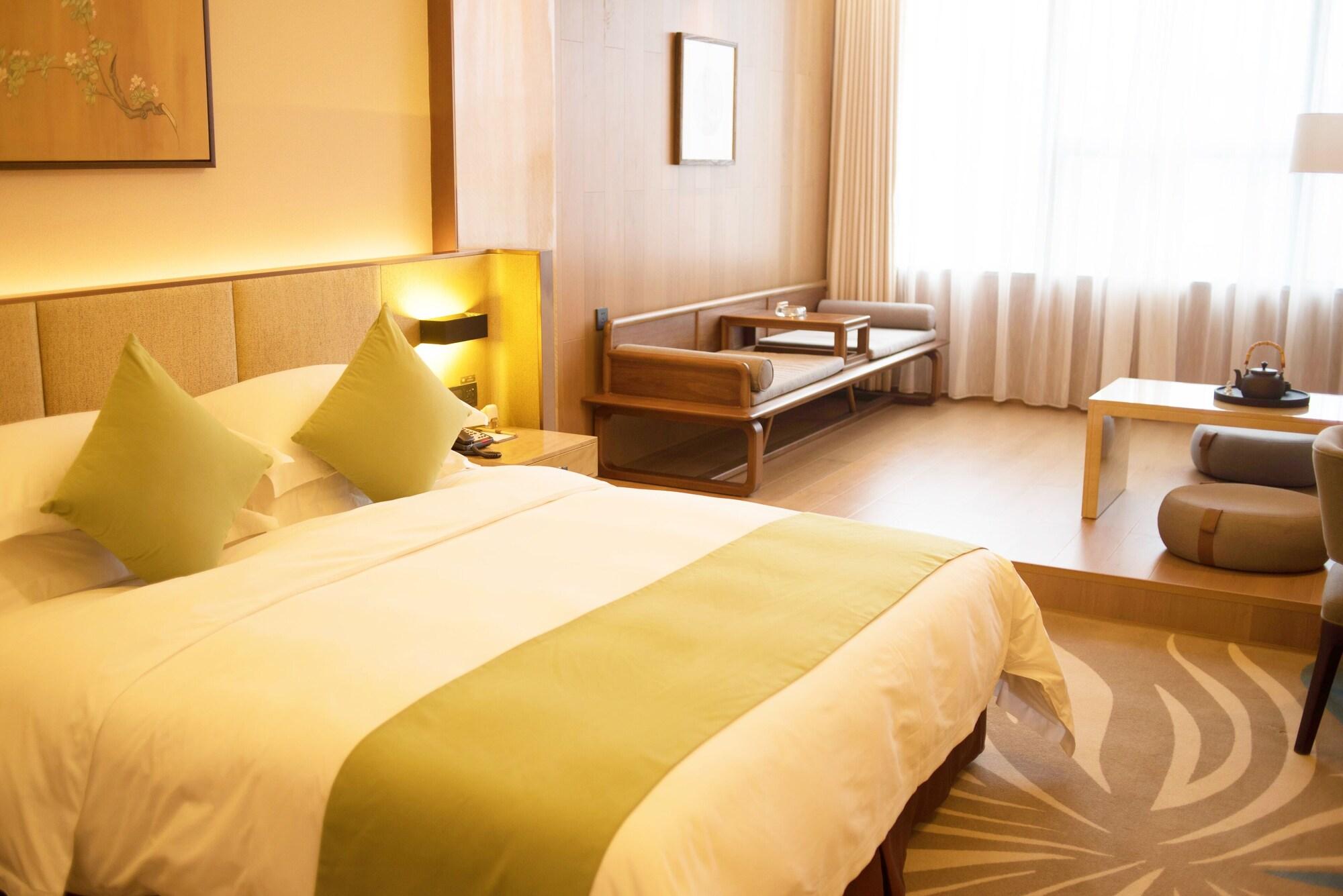 Leshan Ramada Hotel Exterior photo