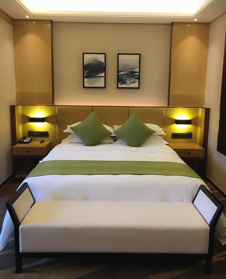 Leshan Ramada Hotel Exterior photo