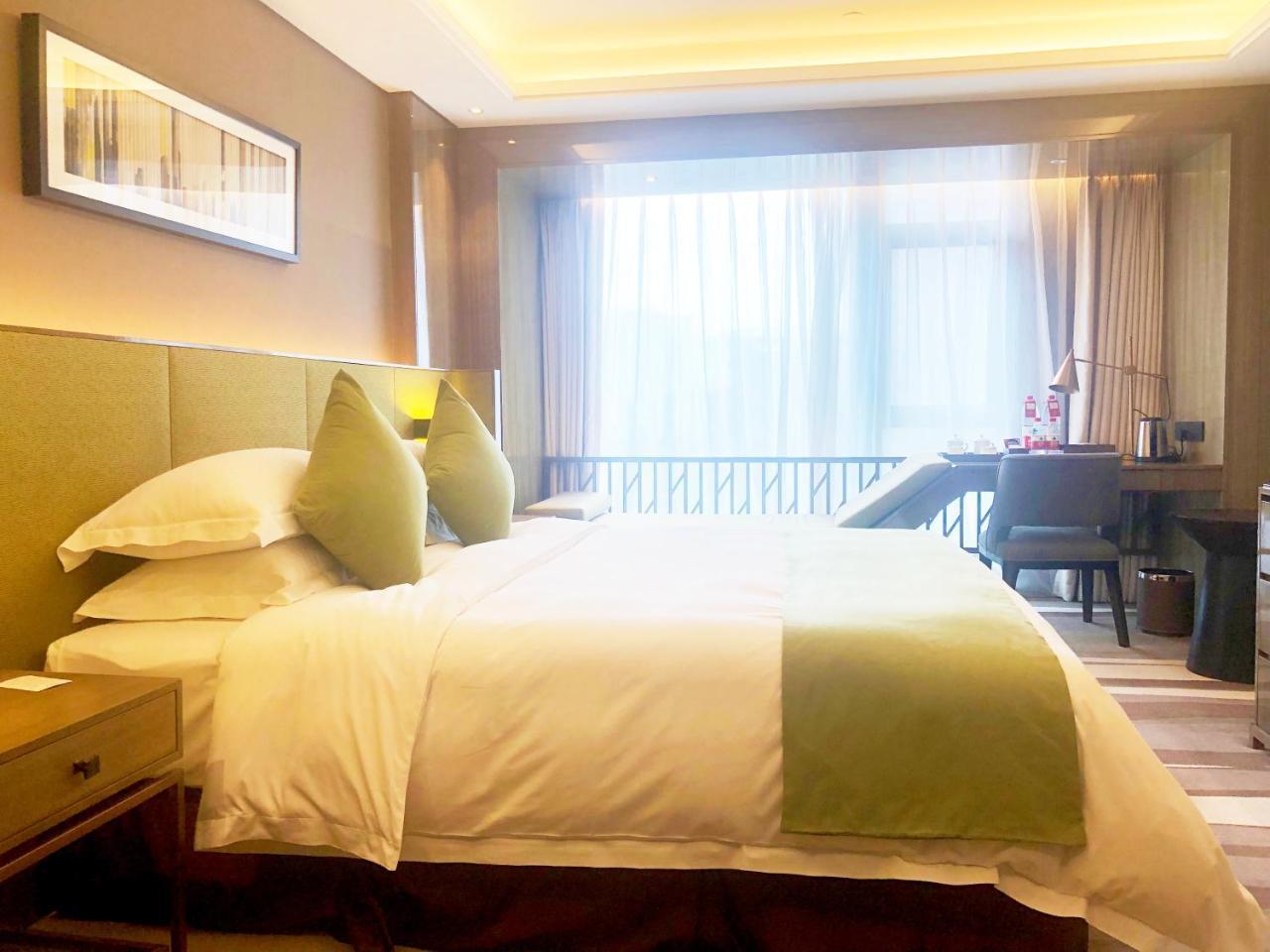 Leshan Ramada Hotel Exterior photo